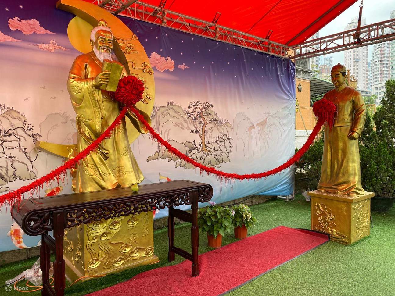 Preghiera online - Tempio di Wong Tai Sin di Hong Kong - amore o fortuna